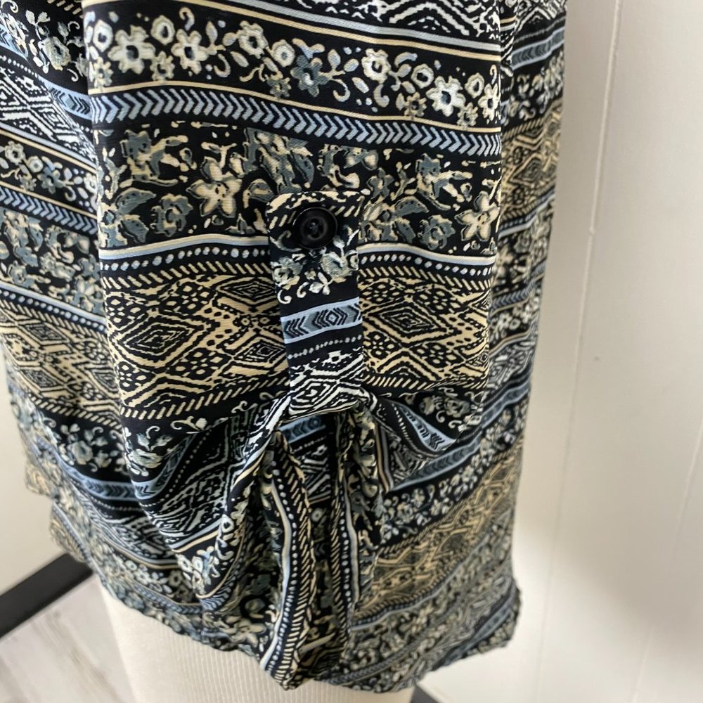 Pink Rose Black & Blue Patterned V-Neck Blouse - Picture 3 of 7